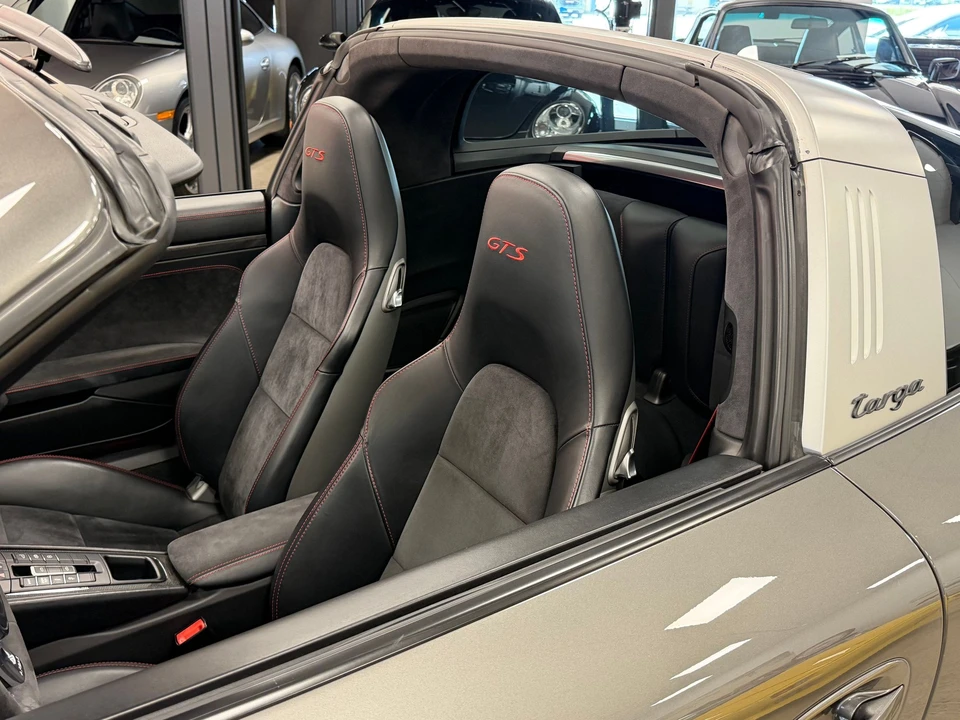 2016 Porsche 991 Targa 4 GTS - Image 29 of 31