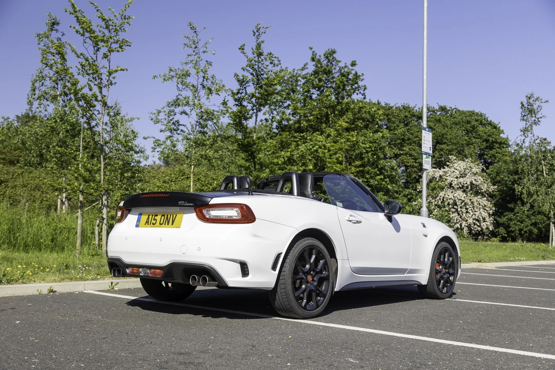 2016 Fiat 124 Spider - Image 6 of 31