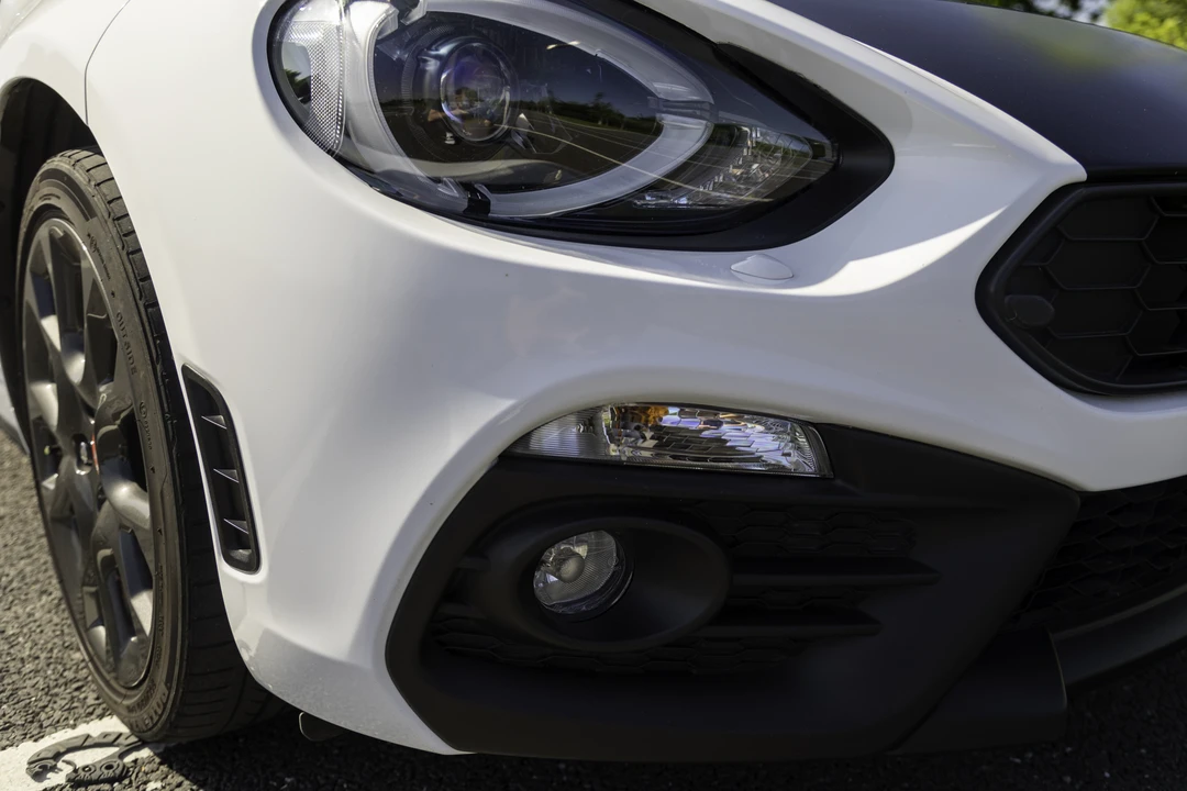 2016 Fiat 124 Spider - Image 28 of 31
