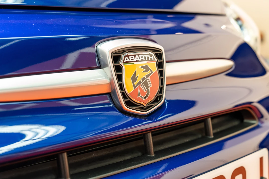 2016 Fiat Abarth 500 - Image 26 of 31
