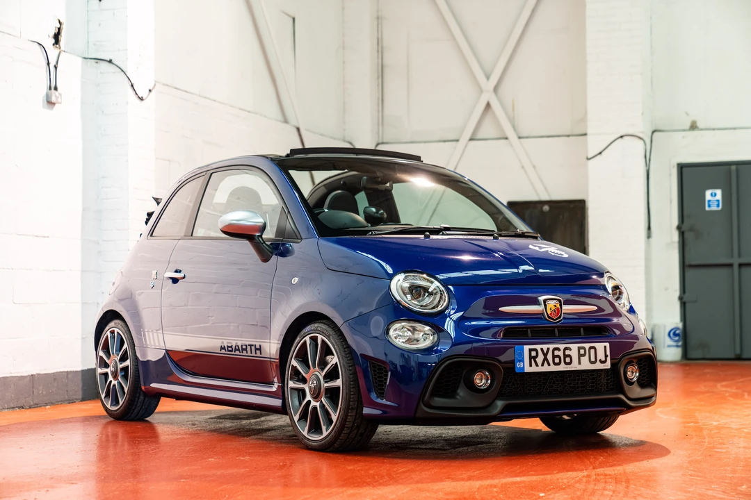 2016 Fiat Abarth 500 - Image 10 of 31