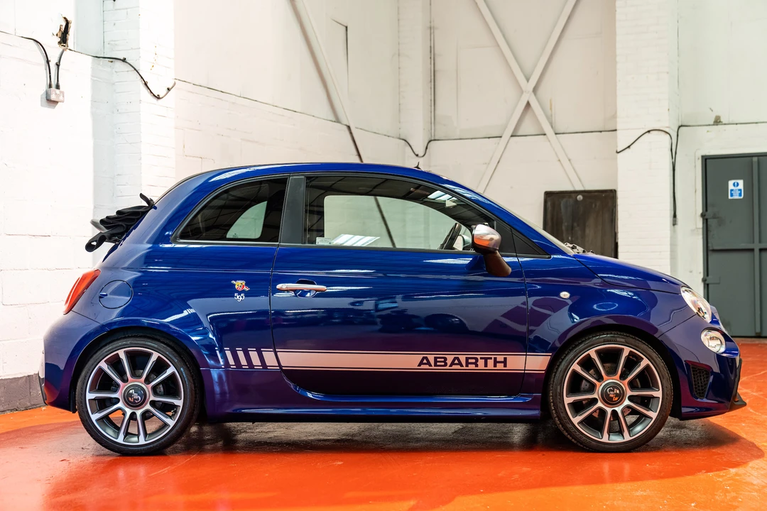 2016 Fiat Abarth 500 - Image 9 of 31