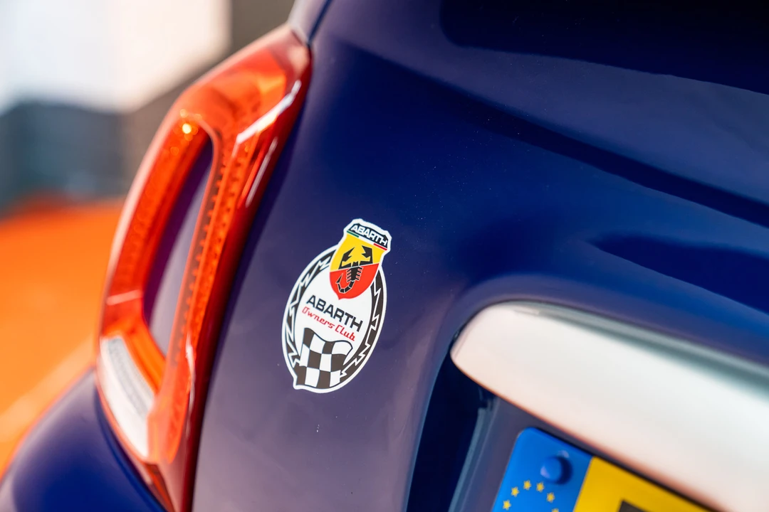 2016 Fiat Abarth 500 - Image 29 of 31