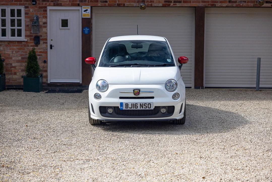 2016 Fiat Abarth 500 - Image 11 of 31