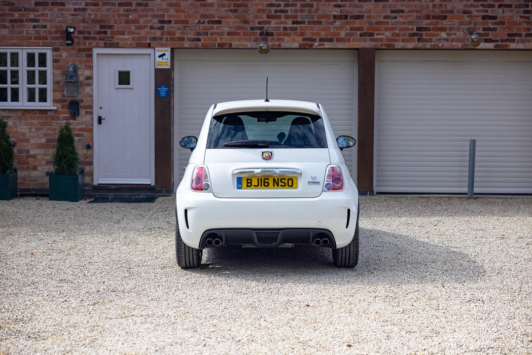 2016 Fiat Abarth 500 - Image 7 of 31