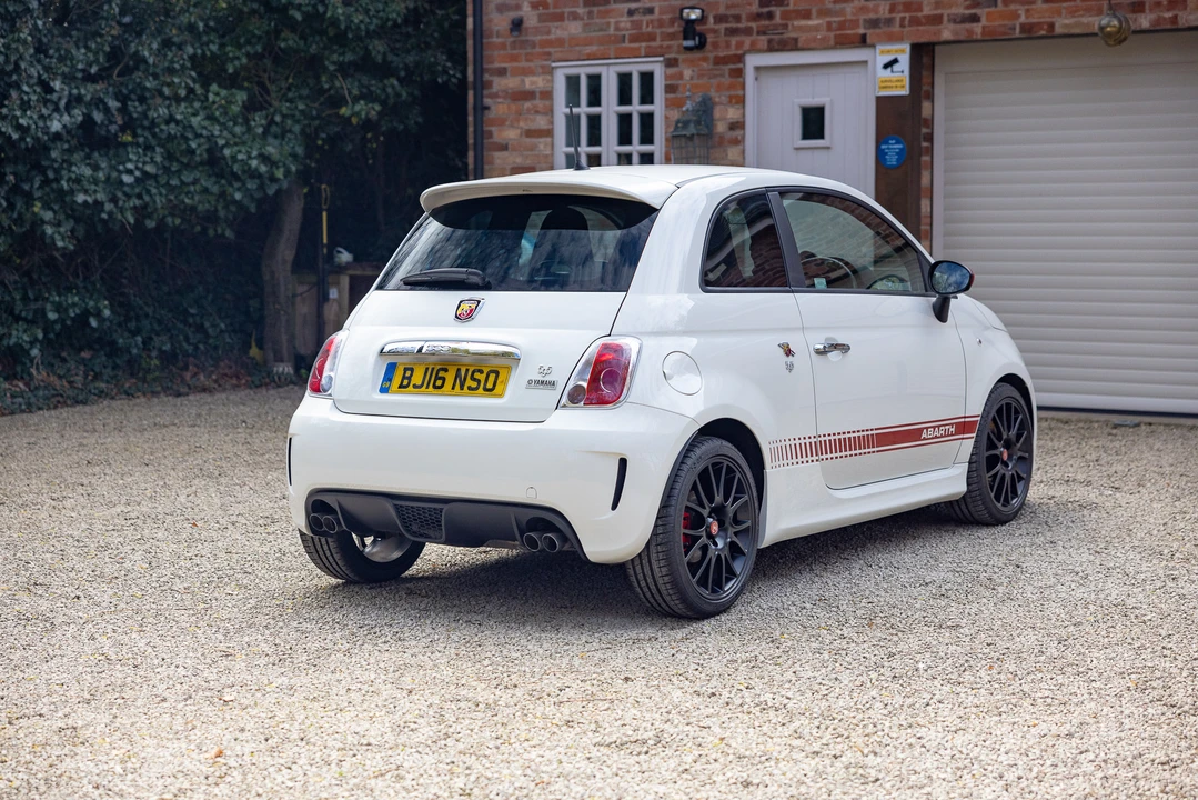 2016 Fiat Abarth 500 - Image 8 of 31