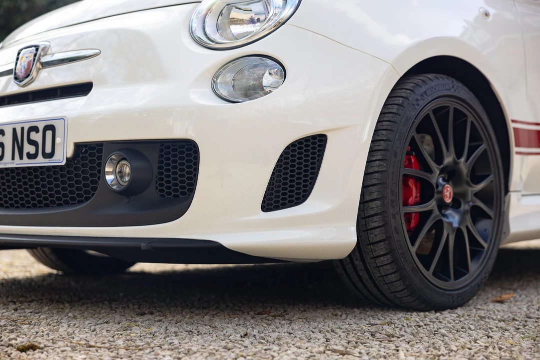 2016 Fiat Abarth 500 - Image 22 of 31