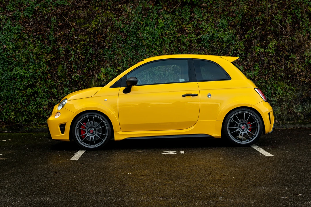 2016 Fiat Abarth 500 - Image 6 of 31