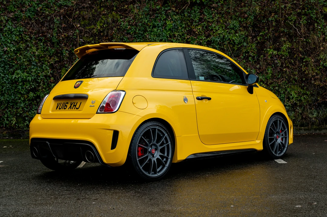 2016 Fiat Abarth 500 - Image 9 of 31