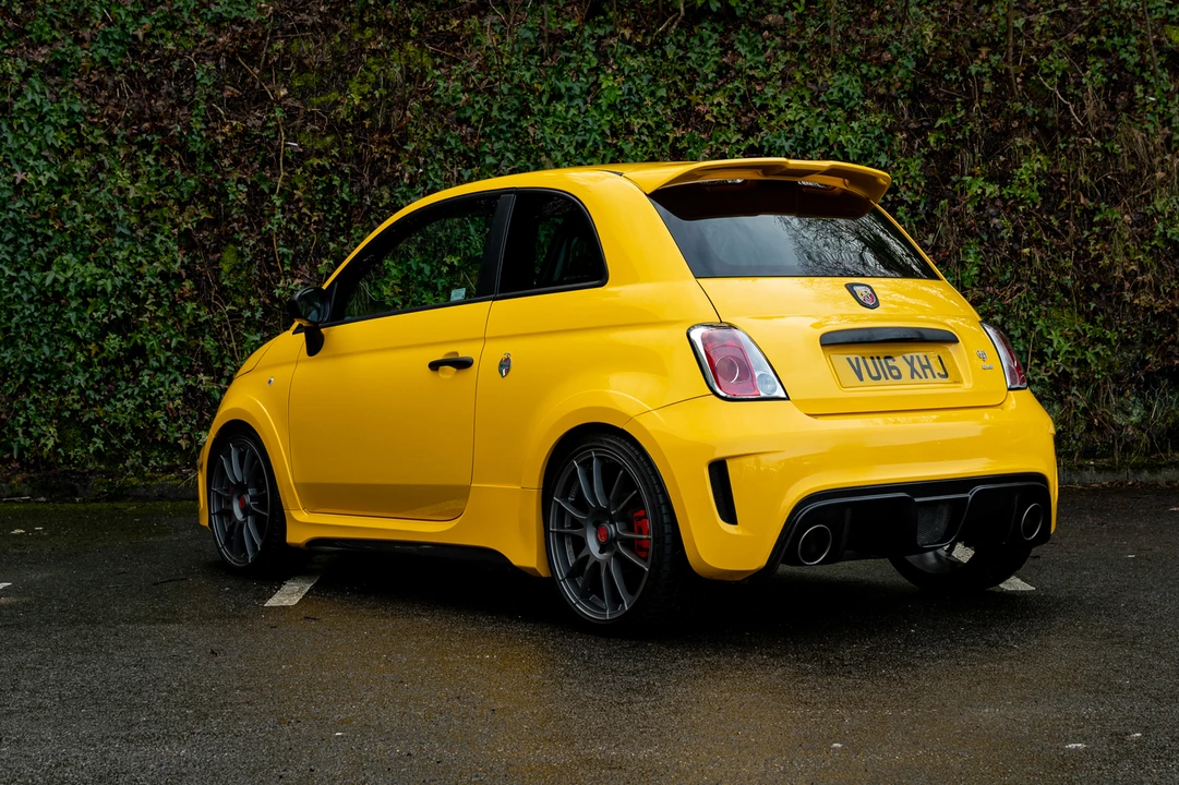 2016 Fiat Abarth 500 - Image 7 of 31