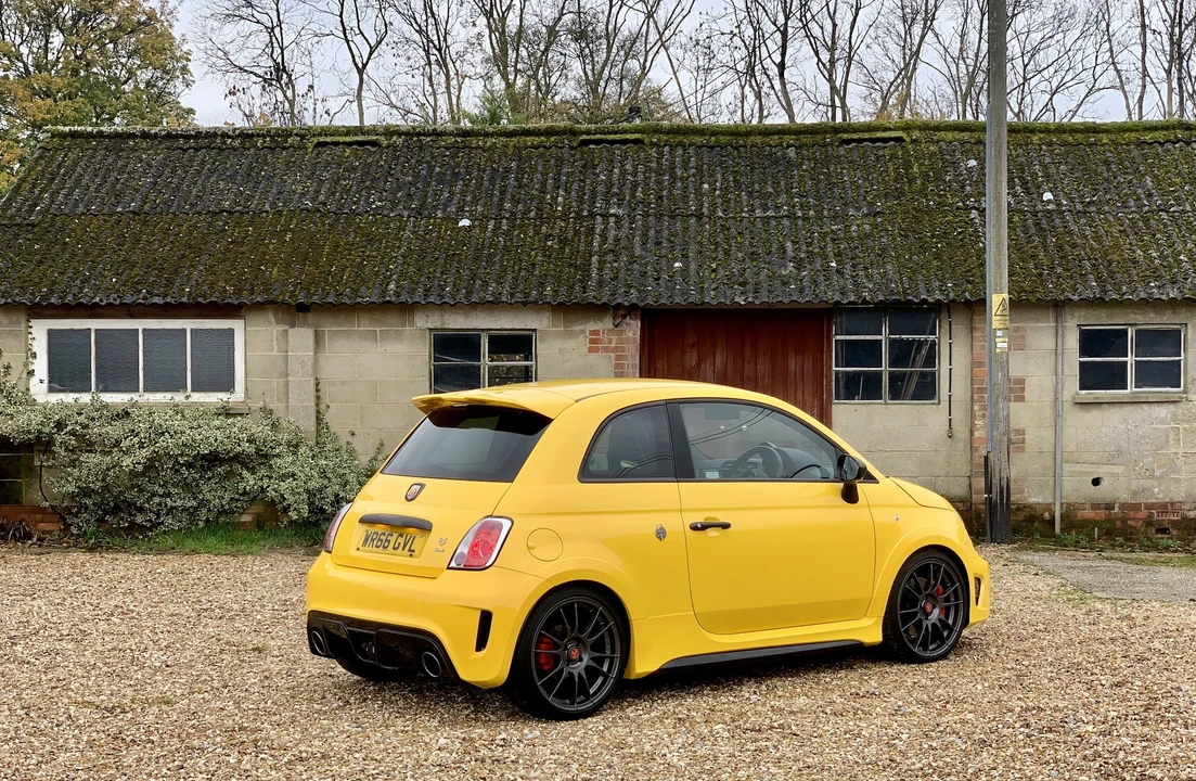 2016 Fiat Abarth 500 - Image 6 of 31