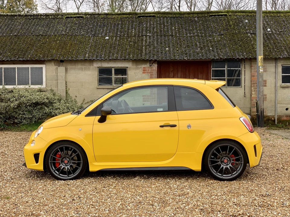2016 Fiat Abarth 500 - Image 10 of 31