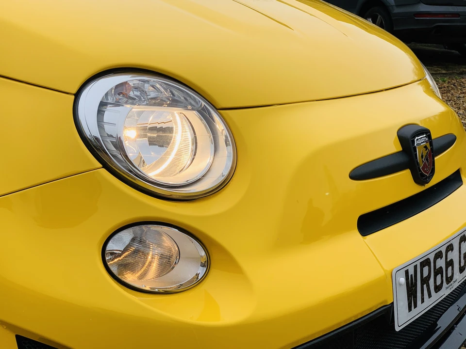 2016 Fiat Abarth 500 - Image 25 of 31