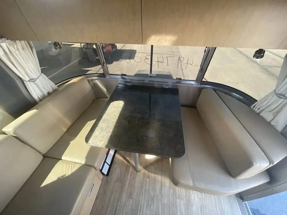 2016 Airstream - Image 7 of 19
