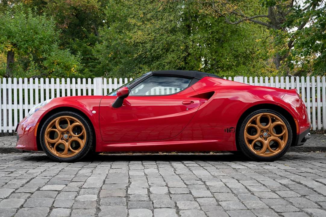2016 Alfa Romeo 4C Spider - Image 5 of 31