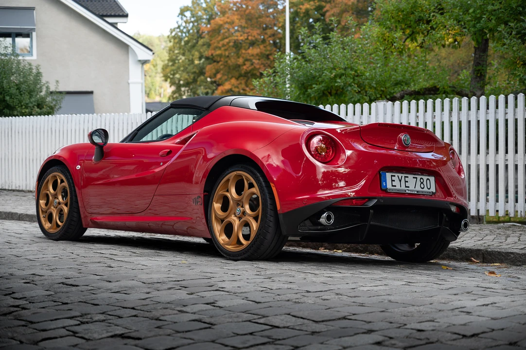 2016 Alfa Romeo 4C Spider - Image 6 of 31