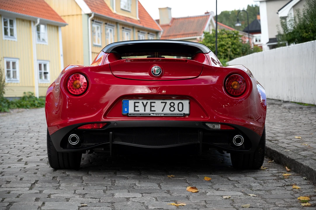 2016 Alfa Romeo 4C Spider - Image 7 of 31