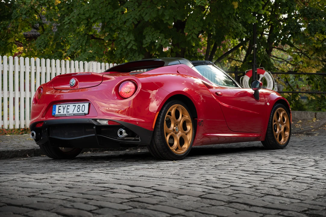 2016 Alfa Romeo 4C Spider - Image 8 of 31
