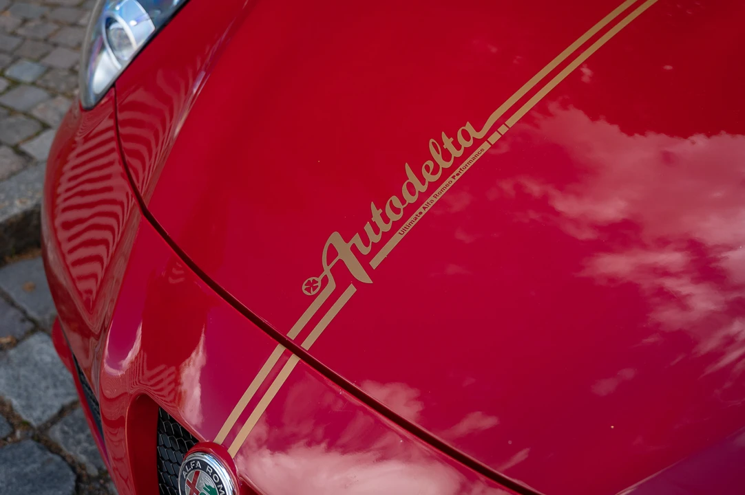2016 Alfa Romeo 4C Spider - Image 12 of 31