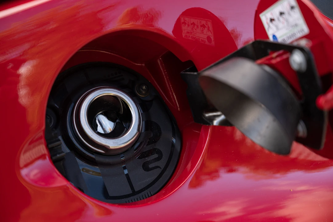 2016 Alfa Romeo 4C Spider - Image 29 of 31