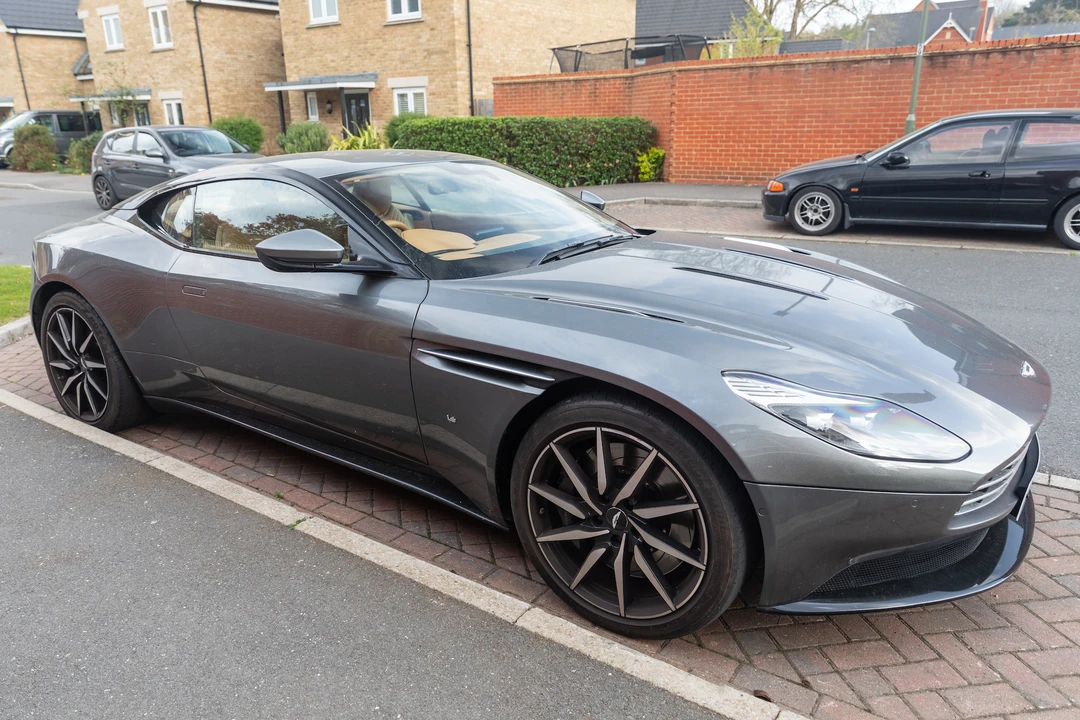 2016 Aston Martin DB11 V12 - Image 5 of 31