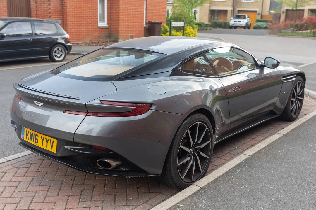 2016 Aston Martin DB11 V12 - Image 15 of 31