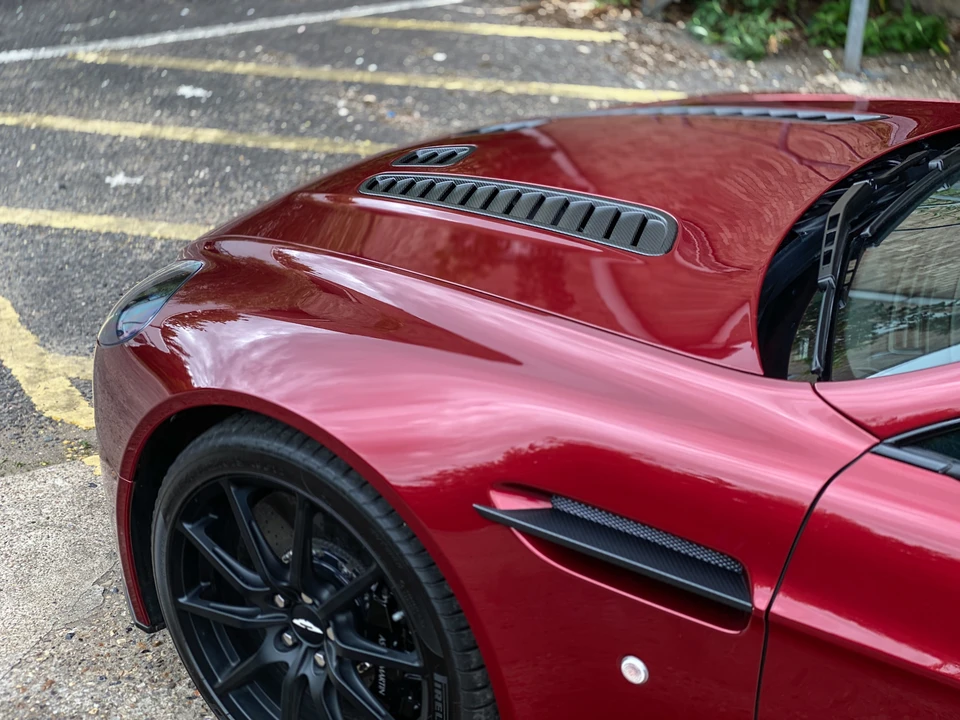 2016 Aston Martin V12 Vantage (2010-2018) - Image 25 of 31