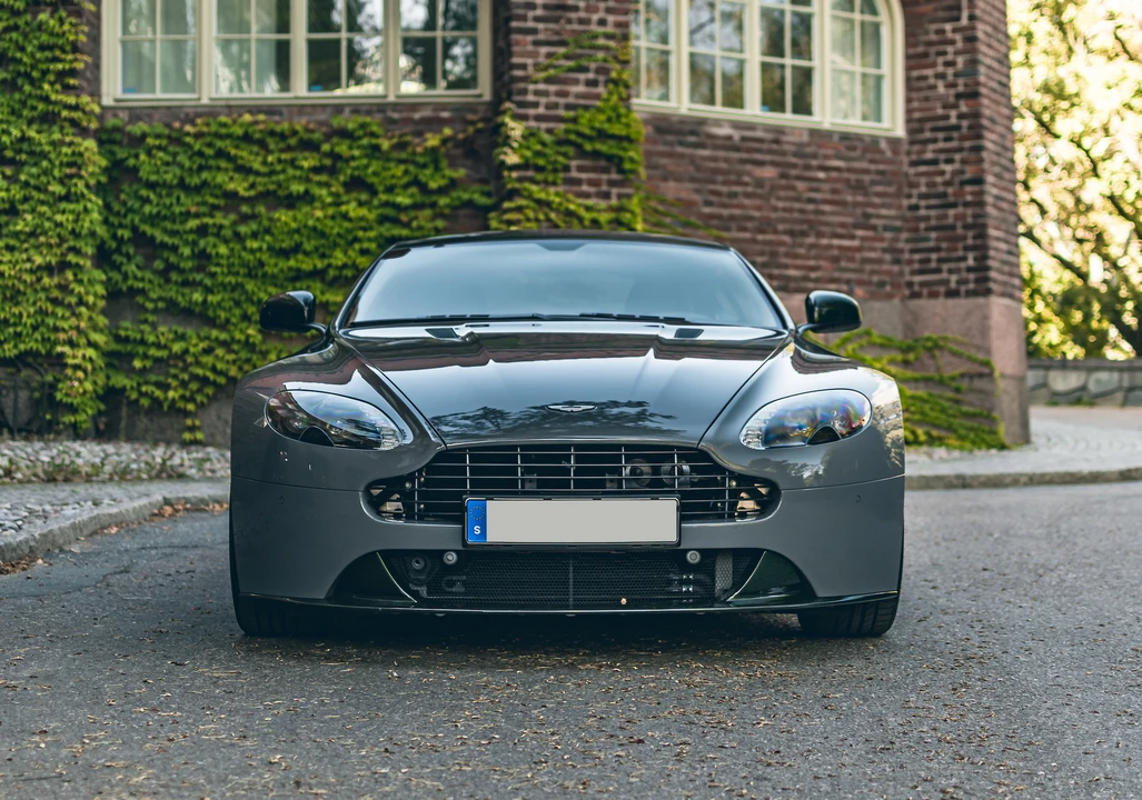 2016 Aston Martin V8 Vantage (2006-2017) - Image 17 of 31