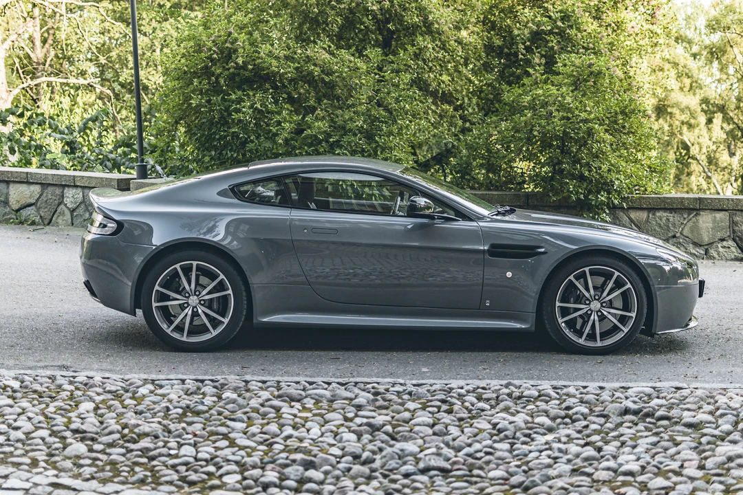 2016 Aston Martin V8 Vantage (2006-2017) - Image 5 of 31
