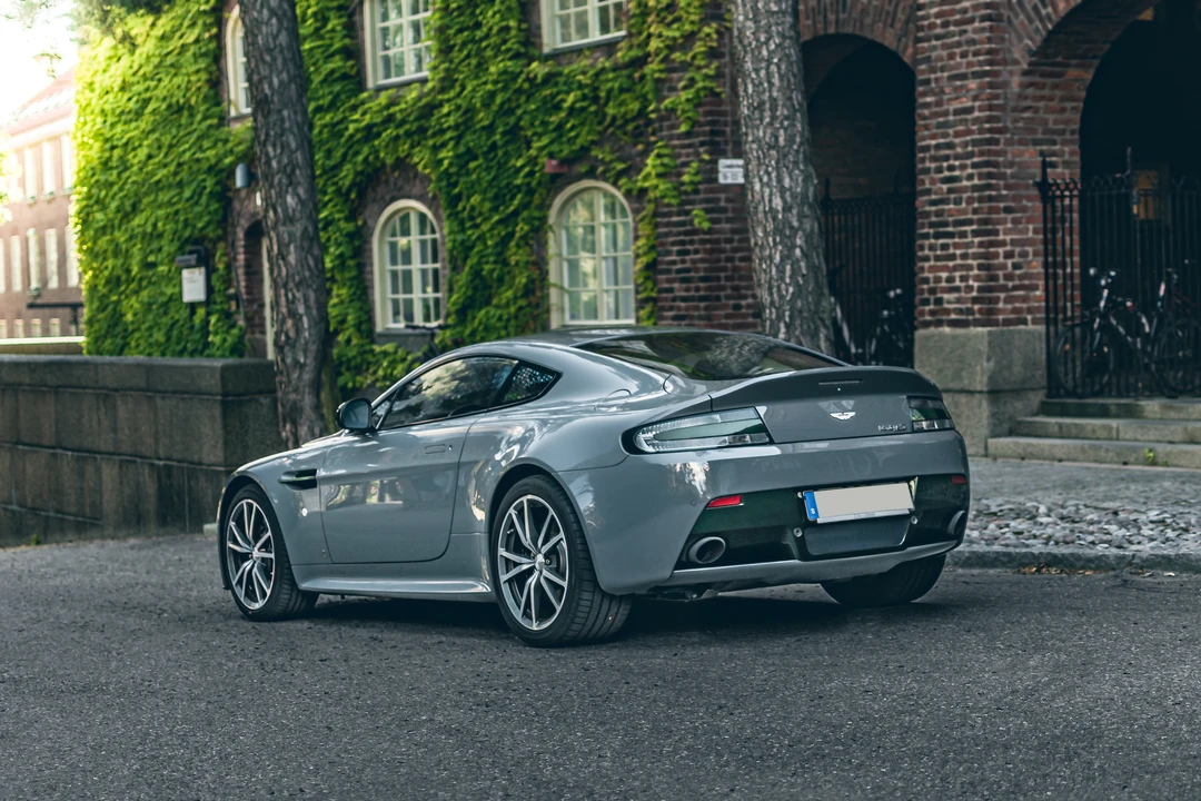 2016 Aston Martin V8 Vantage (2006-2017) - Image 15 of 31