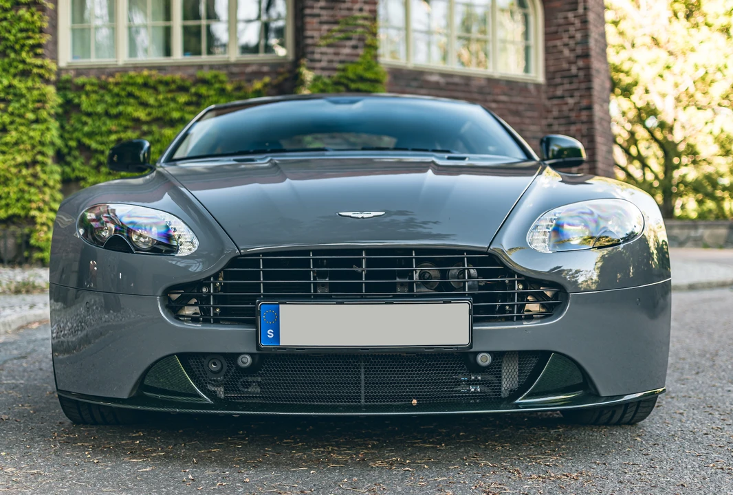 2016 Aston Martin V8 Vantage (2006-2017) - Image 3 of 31