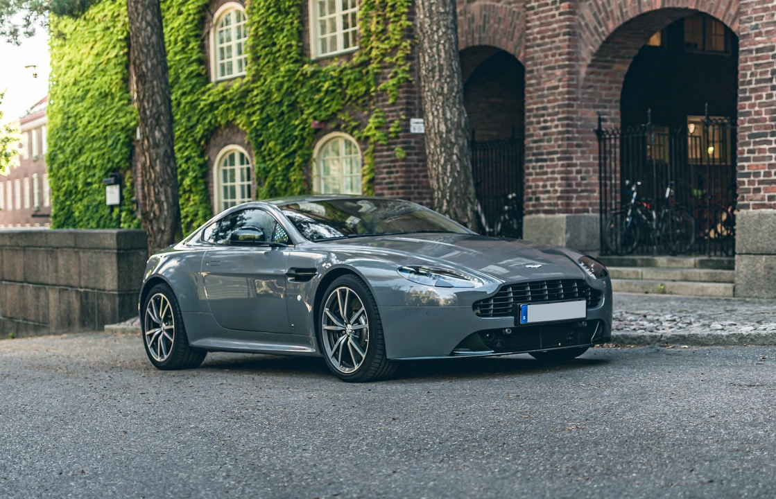 2016 Aston Martin V8 Vantage (2006-2017) - Image 4 of 31