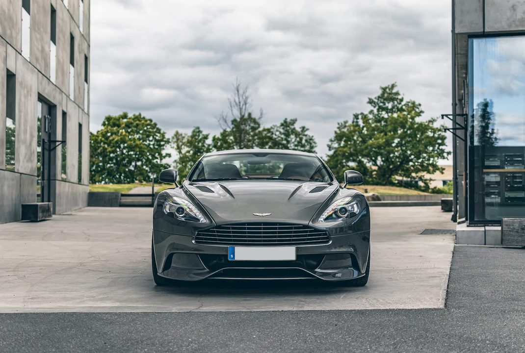 2016 Aston Martin Vanquish 2nd Gen - Image 11 of 31
