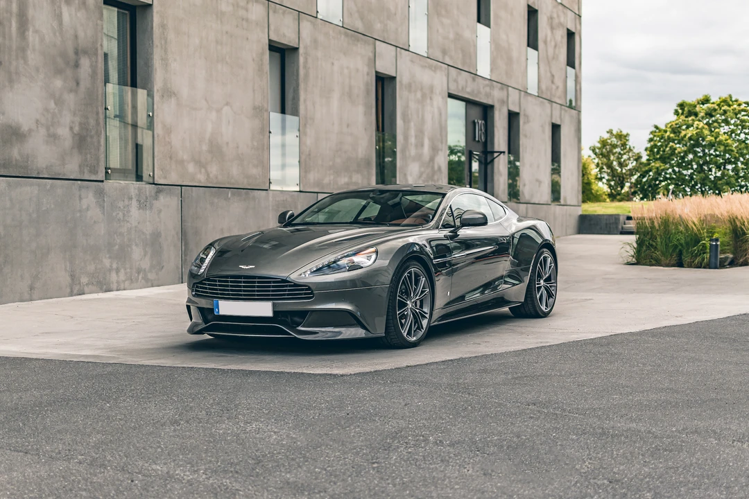 2016 Aston Martin Vanquish 2nd Gen - Image 4 of 31