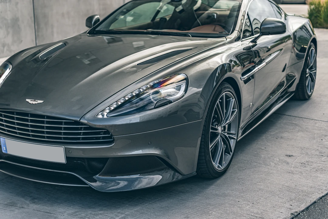 2016 Aston Martin Vanquish 2nd Gen - Image 25 of 31