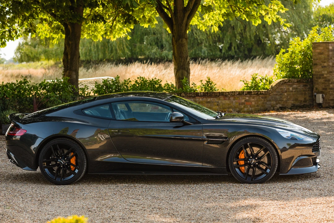 2016 Aston Martin Vanquish 2nd Gen - Image 9 of 31