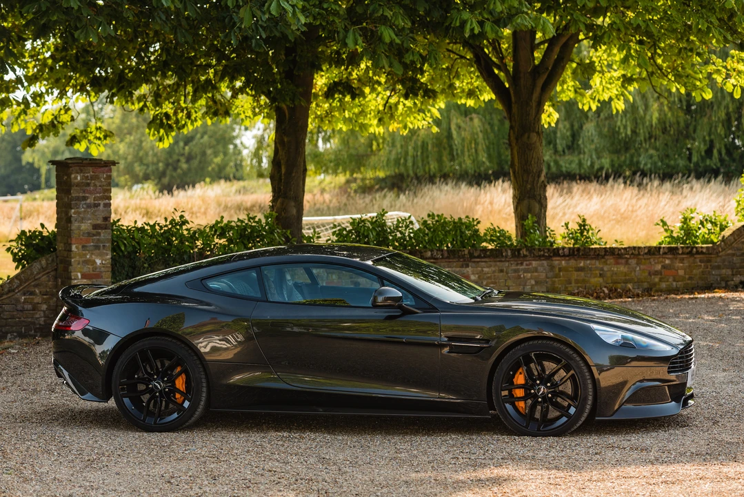 2016 Aston Martin Vanquish 2nd Gen - Image 17 of 31