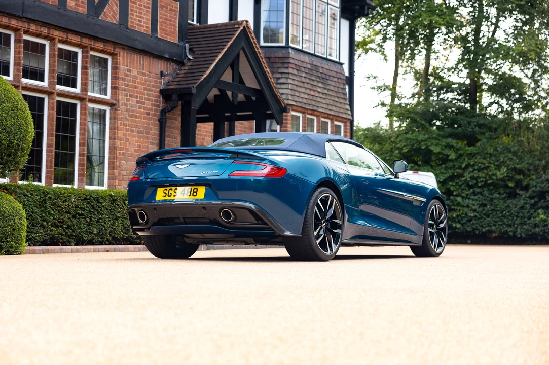 2016 Aston Martin Vanquish 2nd Gen - Image 6 of 31