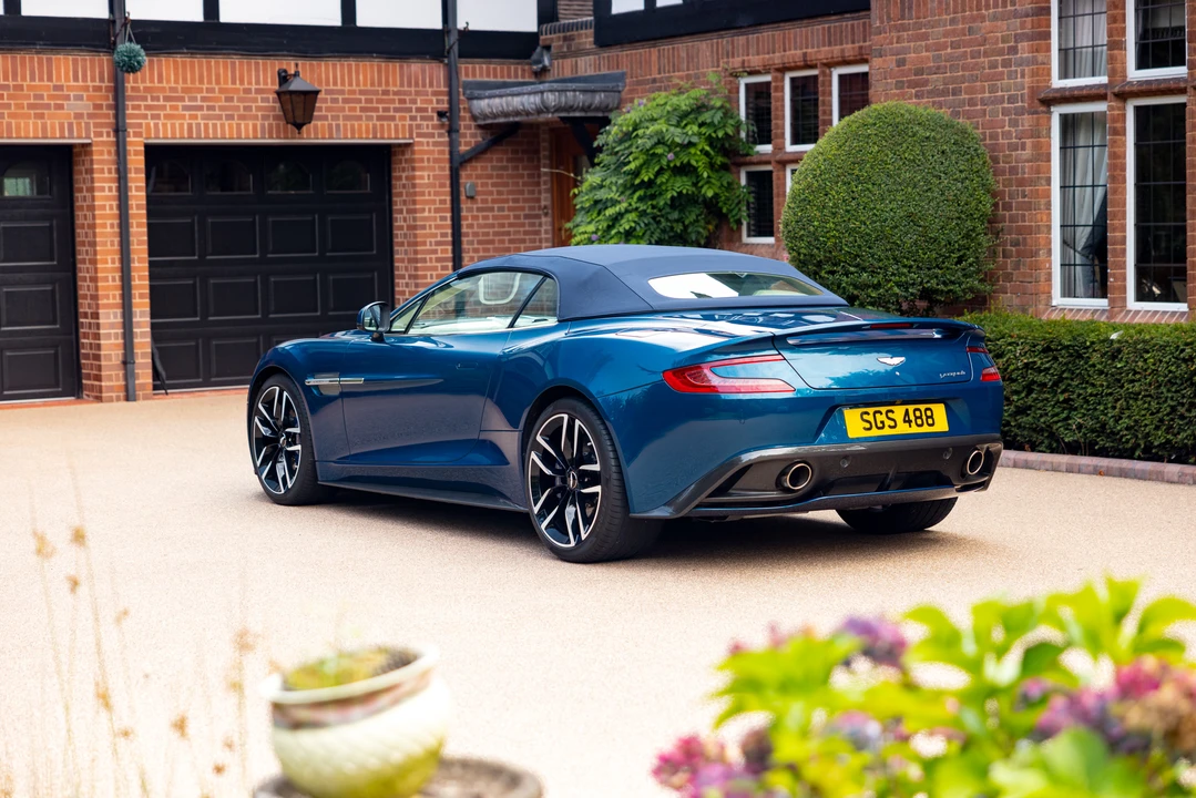 2016 Aston Martin Vanquish 2nd Gen - Image 8 of 31