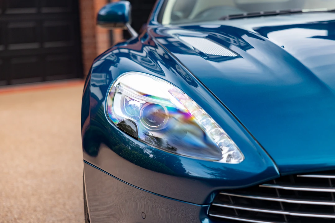 2016 Aston Martin Vanquish 2nd Gen - Image 28 of 31