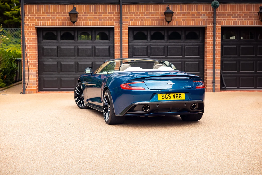 2016 Aston Martin Vanquish 2nd Gen - Image 14 of 31
