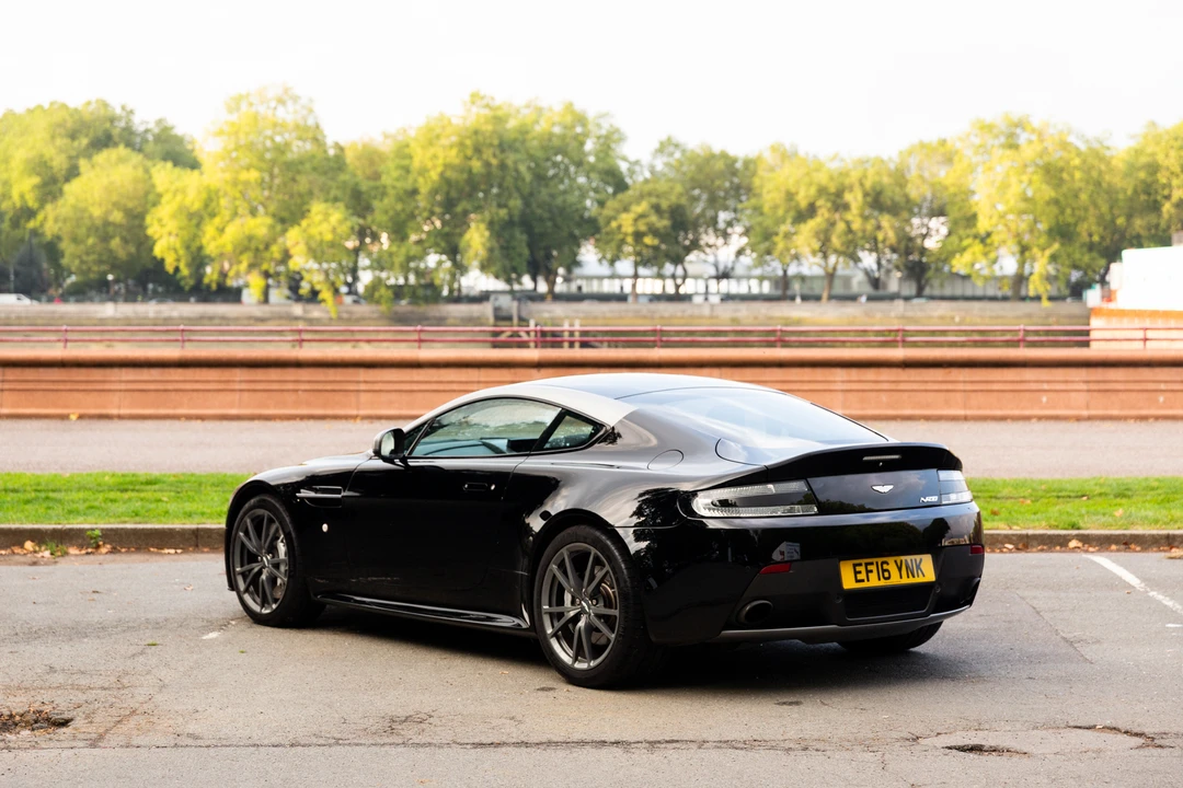 2016 Aston Martin V8 Vantage (2006-2017) - Image 20 of 31