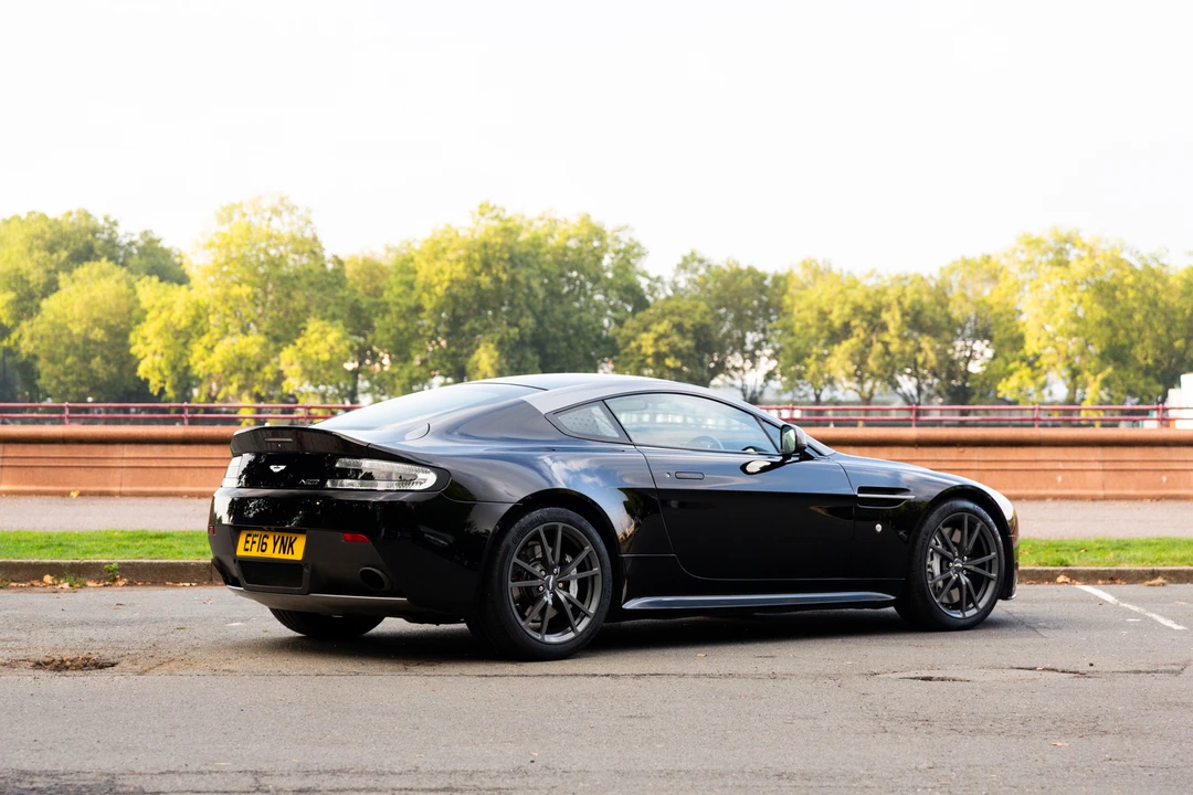 2016 Aston Martin V8 Vantage (2006-2017) - Image 6 of 31