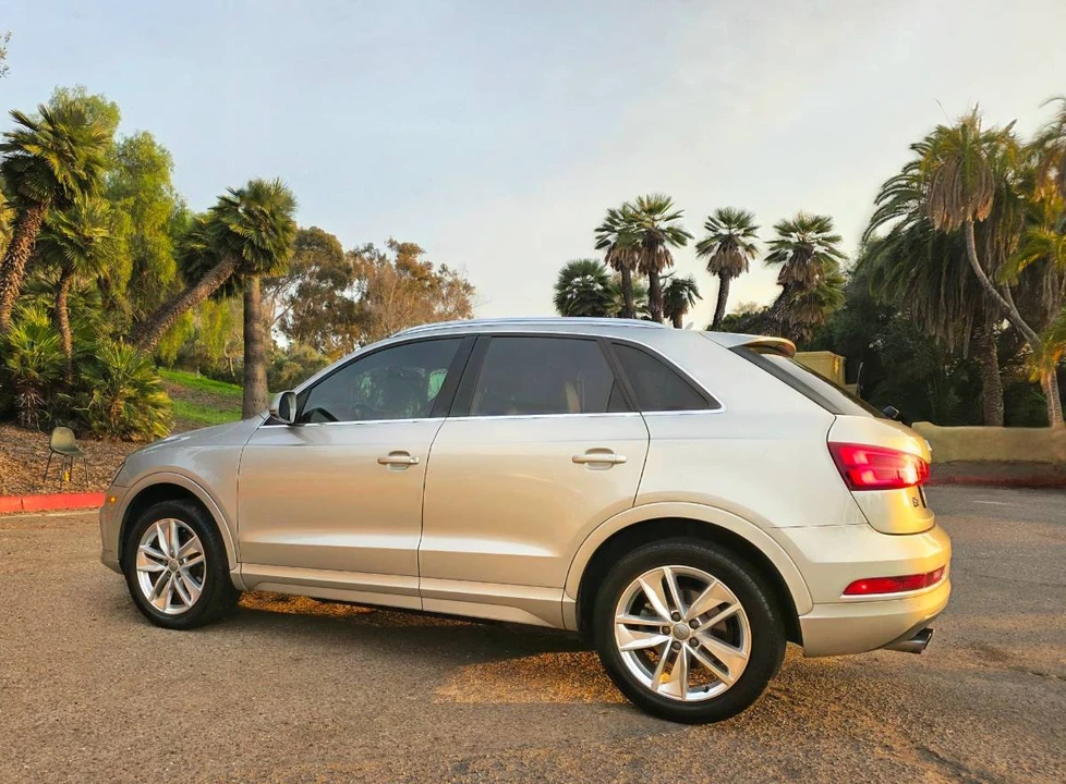 2016 Audi 8U Q3 - Image 10 of 24