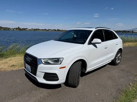 2016 Audi Q3 Premium Plus