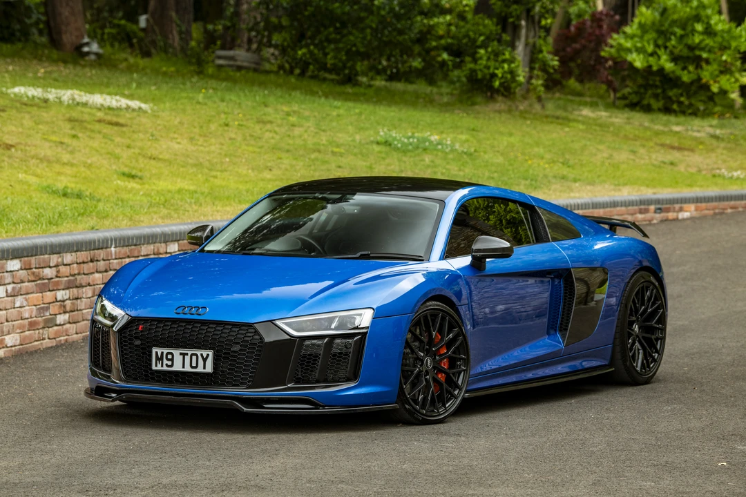 2016 Audi 4S R8 - Image 2 of 31