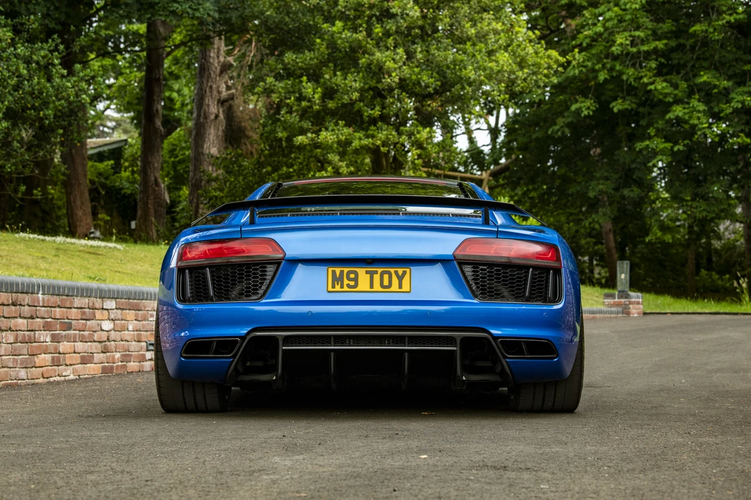 2016 Audi 4S R8 - Image 7 of 31