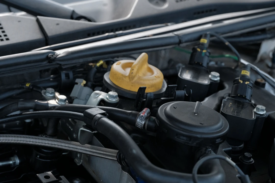 2016 Abarth - Image 21 of 31