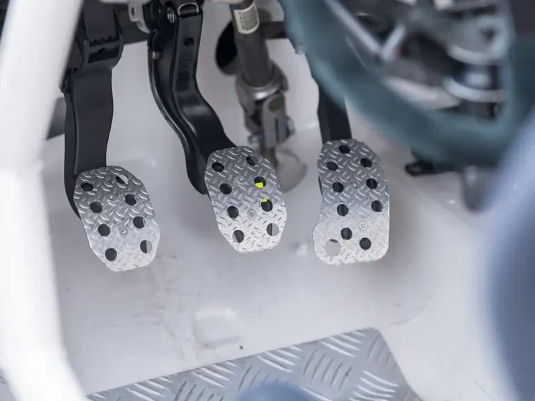 2016 Abarth - Image 14 of 31