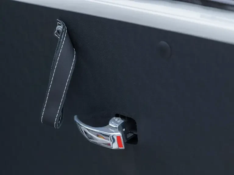 2016 Abarth - Image 29 of 31
